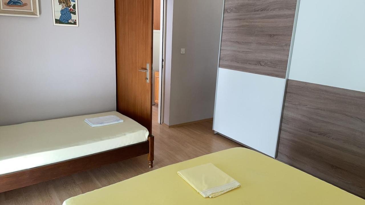 Nada Borik Apartment *