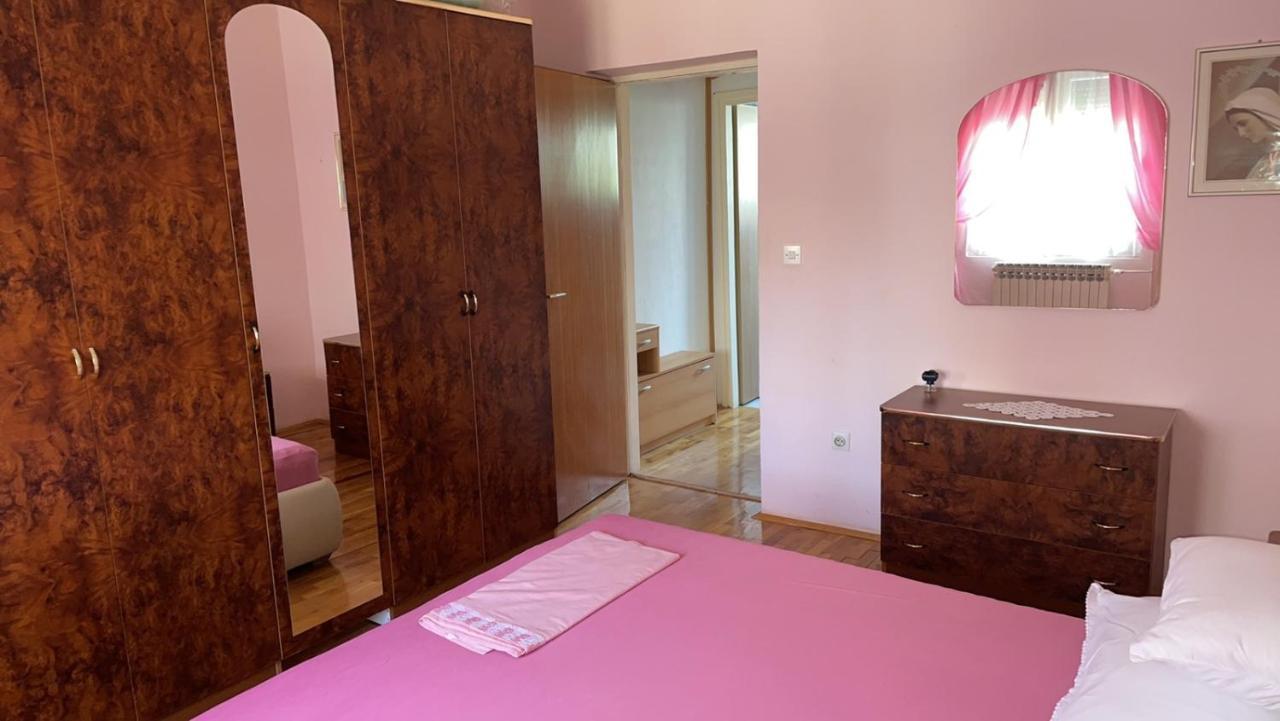 Nada Borik Apartment *